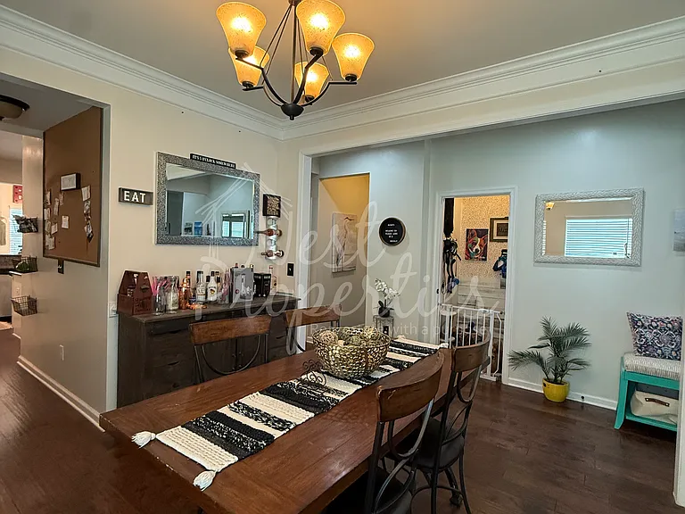 594 Newton Rd — Photo 7