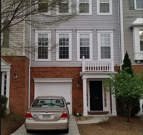 3423 Lathenview Ct — Photo 5