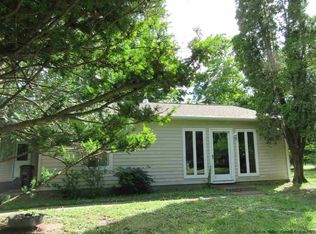 10 Simmons Dr, Woodstock, NY 12498