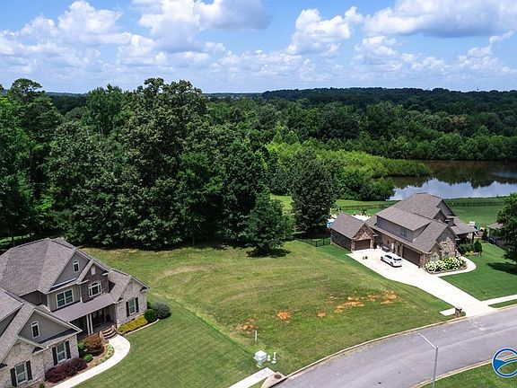 2nd image of 139 Keystone Dr
