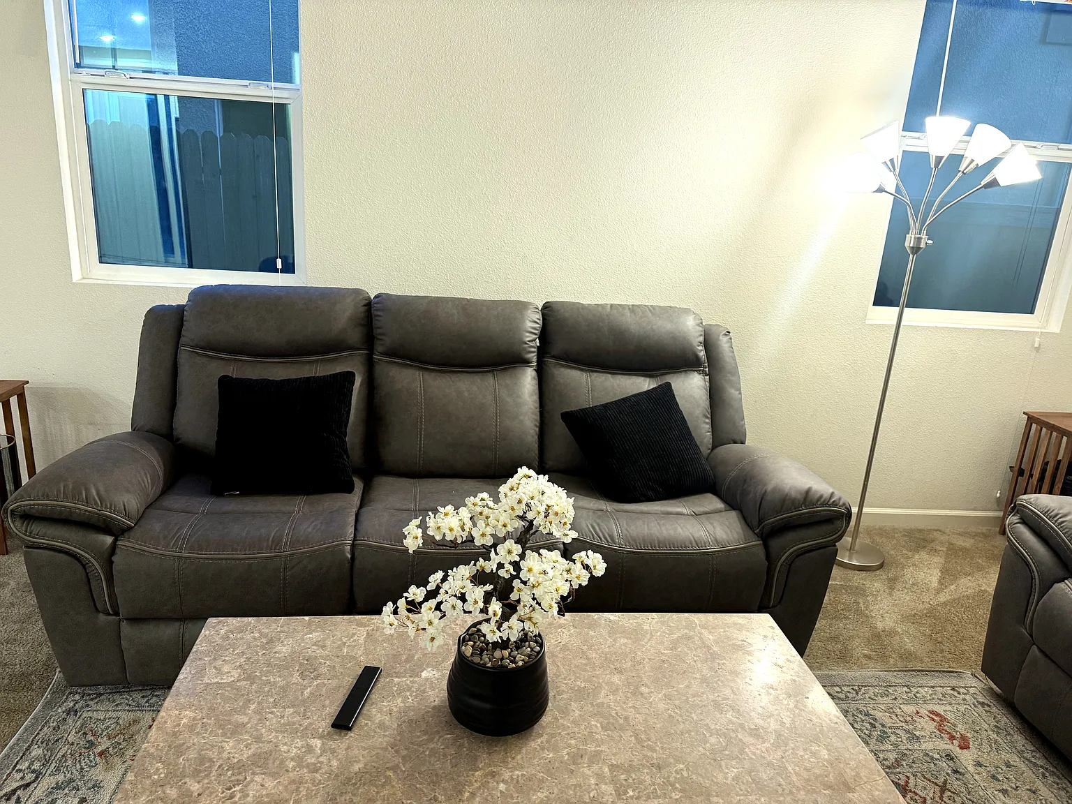 4 bed, 2.5 bath, 1962 sqft, $4,950 — Photo 4