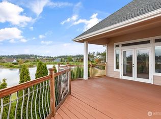 1631 SW Waterside Ct, Oak Harbor, WA 98277