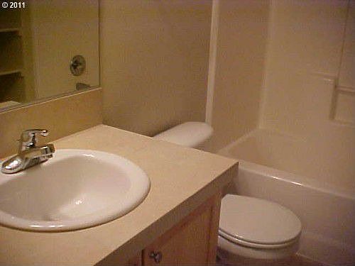 1st image of 3426 SE Pepperwood Way