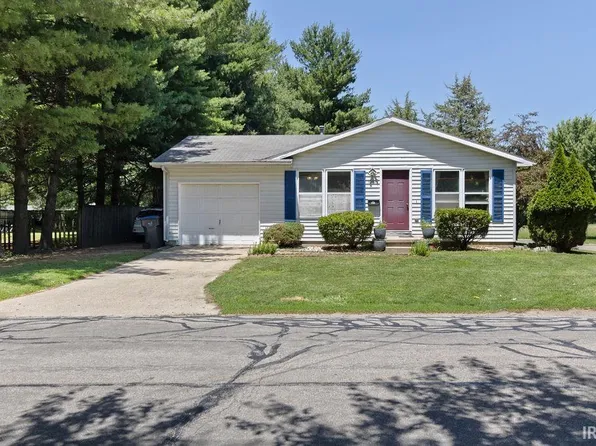1007 E Sheridan St, Warsaw, IN 46580