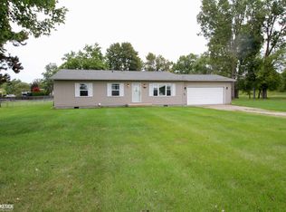 21181 24 Mile Rd, Macomb, MI 48042