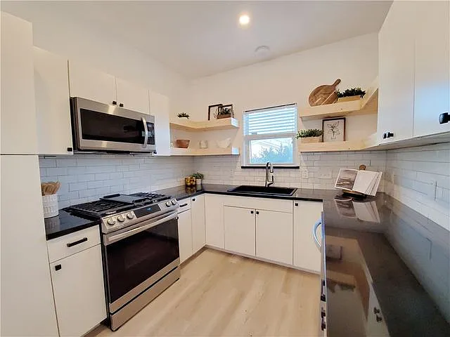4807 Louis Ave — Photo 1