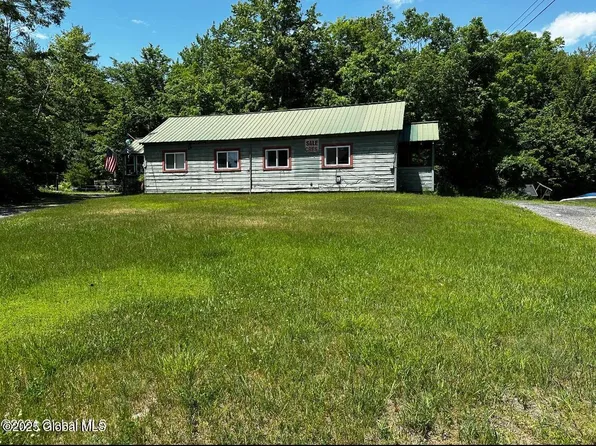 97 Library Avenue, Warrensburg, NY 12885