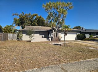 2342 Willow Tree Trl, Clearwater, FL 33763