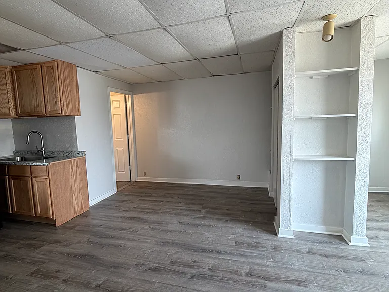320 N 7th St #F — Photo 5