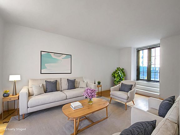 3rd image of 4 Park Ave APT 4O