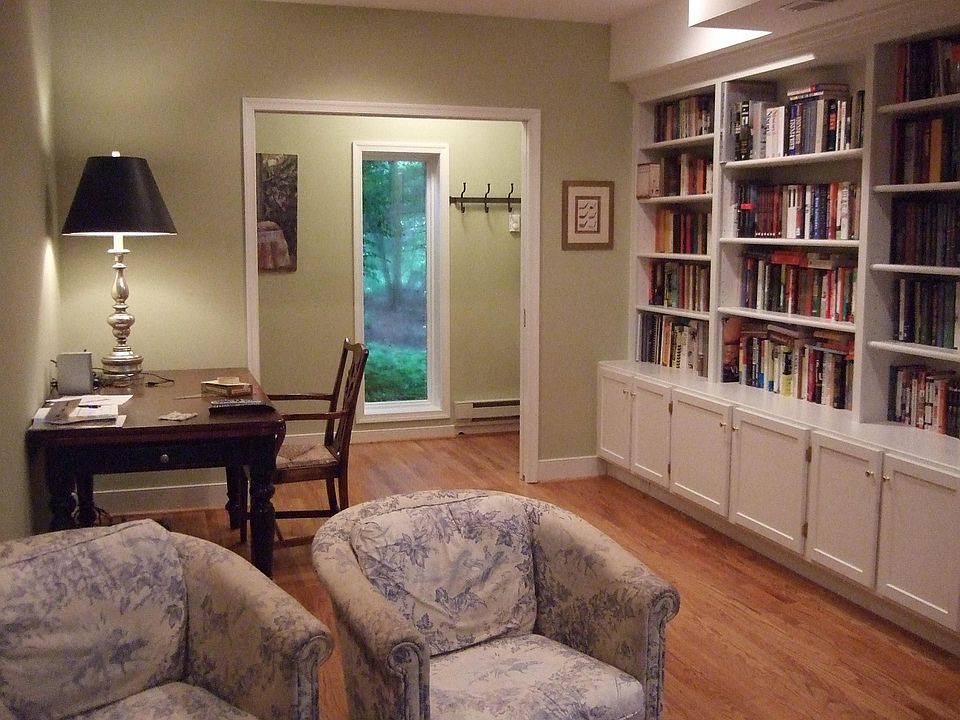 Lots of storage, central heat and cooling with extra electric base for cozy winter nights.