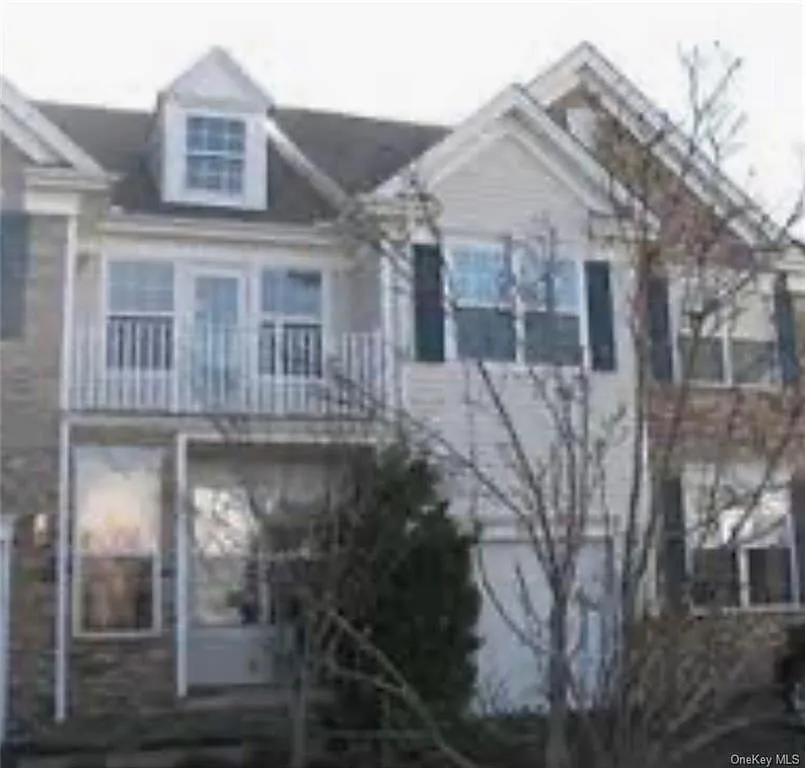26 Webster Ct photo 1