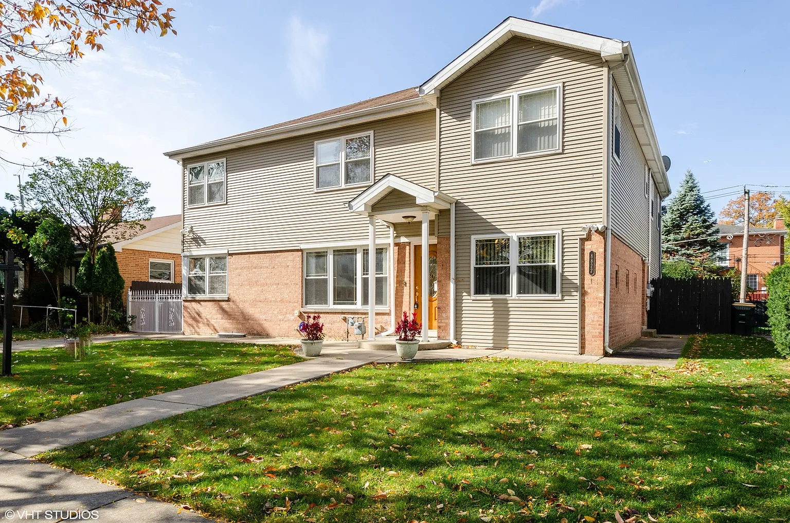 8822 Mason Ave photo 1