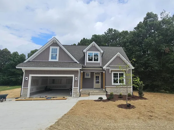30 Satinwing Ct, Youngsville, NC 27596