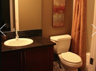 1899 S 45th St NW #404, Calgary, AB T3B 4S3