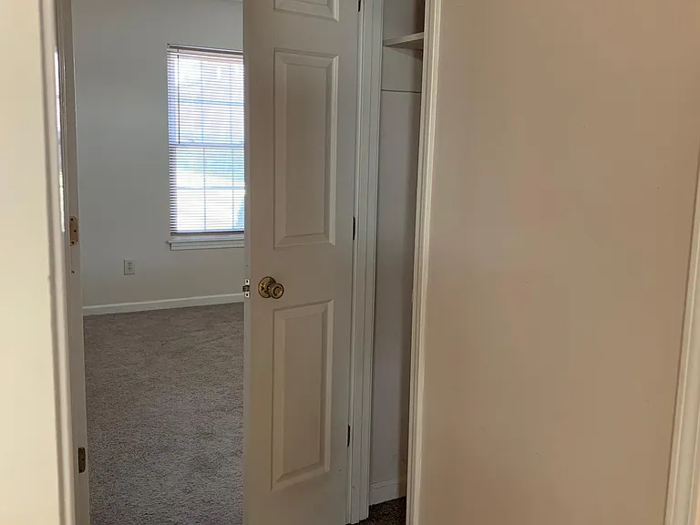 106 Jefferson St #C — Photo 7
