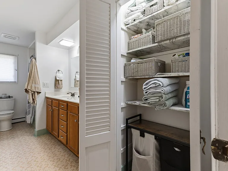 48 John David Ln #2 — Photo 12