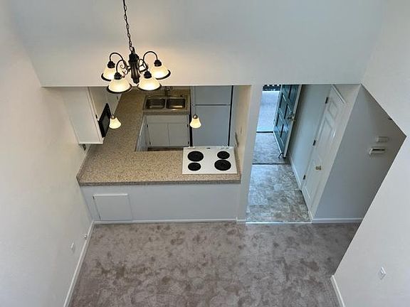 3rd image of 3845 Vineyard Ave APT E