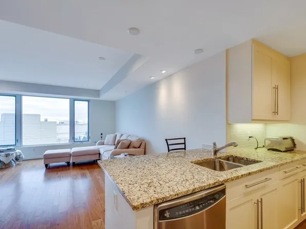 10 Nouvelle Way #503, Natick, MA 01760