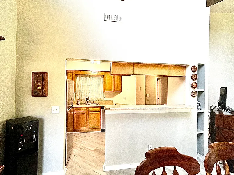 Dining Room/Kitchen conveniently accessible
