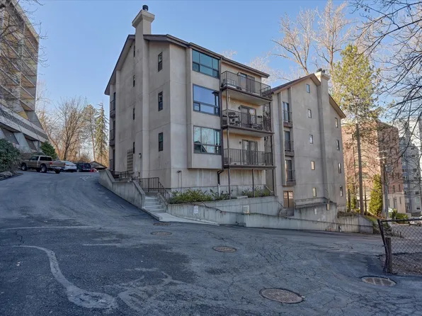 707 W 6th Ave APT 44, Spokane, WA 99204