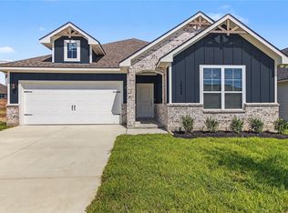 1934 Stubbs Dr, Bryan, TX 77807