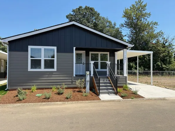 13640 SE Highway 212 Unit 124, Clackamas, OR 97015