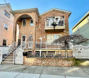 1522 120th St, Flushing, NY, 11356