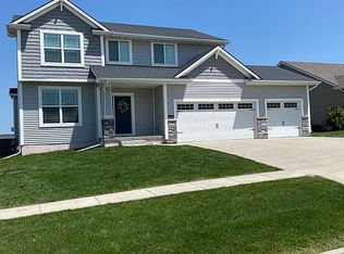 1407 S 6th St, Adel, IA 50003