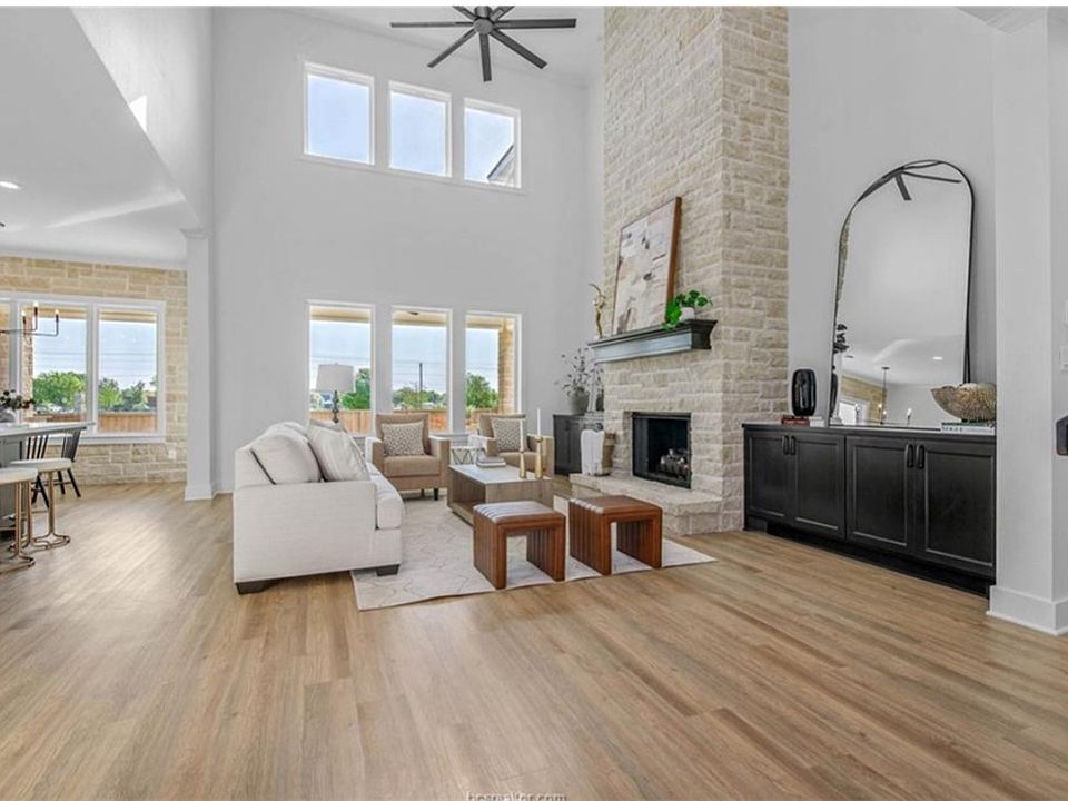 1st image of 4921 Pearl River Ct
