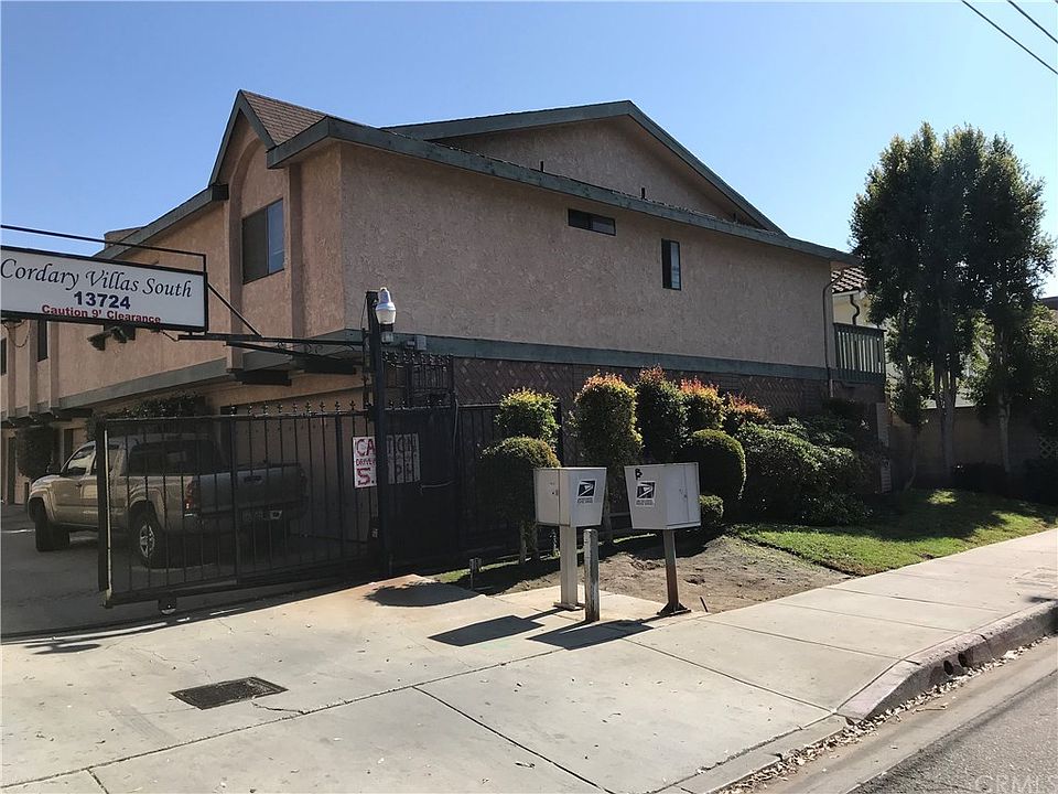1st image of 13724 Cordary Ave Unit 17