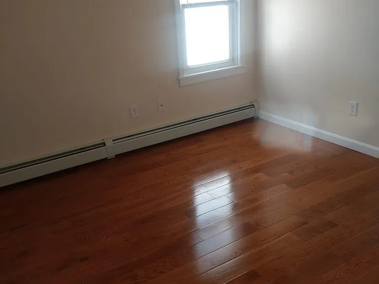 24 Frederick St — Photo 17