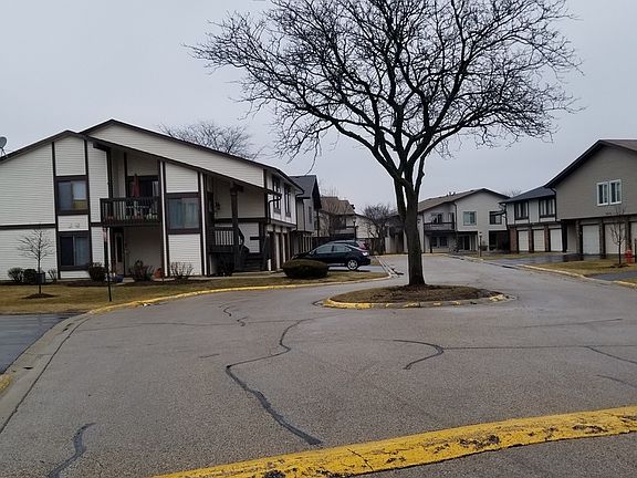 2nd image of 7525 Bristol Ln Unit 1