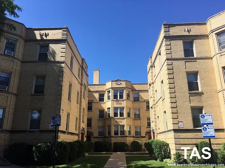 2440 W Rosemont Ave #N1 — Photo 13