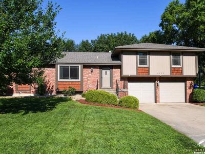 3825 SW Arvonia Pl, Topeka, KS, 66610