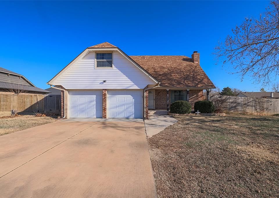1st image of 808 S Patterson Dr