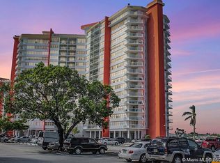 1301 NE Miami Gardens Dr APT 916W-1016, North Miami Beach, FL 33179