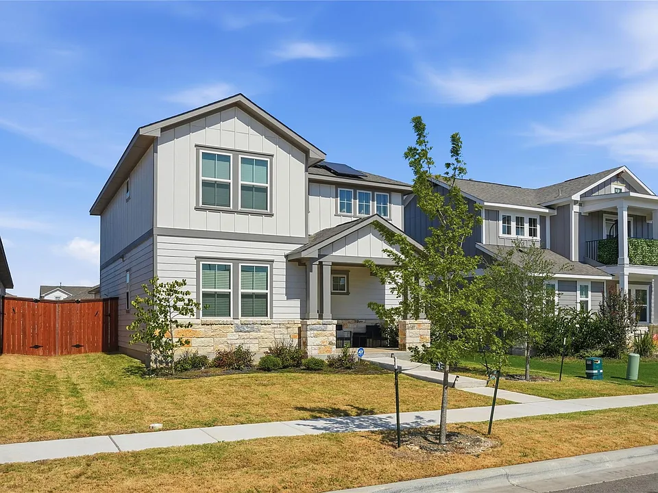 2437 Lucy Axel Ln