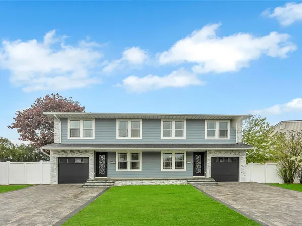 821-823 N Jefferson Avenue, Lindenhurst, NY 11757