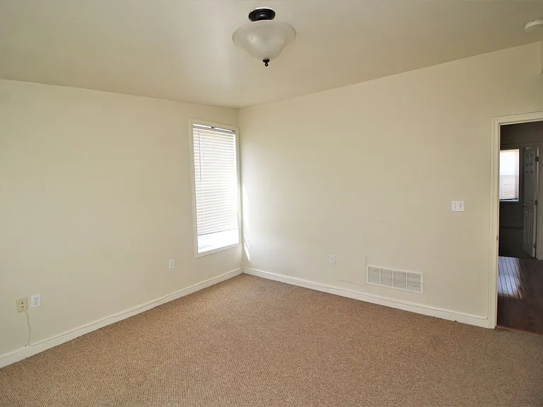 2501 Maryland Ave — Photo 21