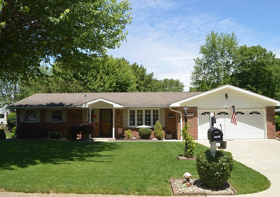 1st image of 2704 Catalina Dr