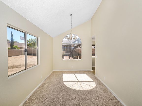 4th image of 2214 Moonflower Ct
