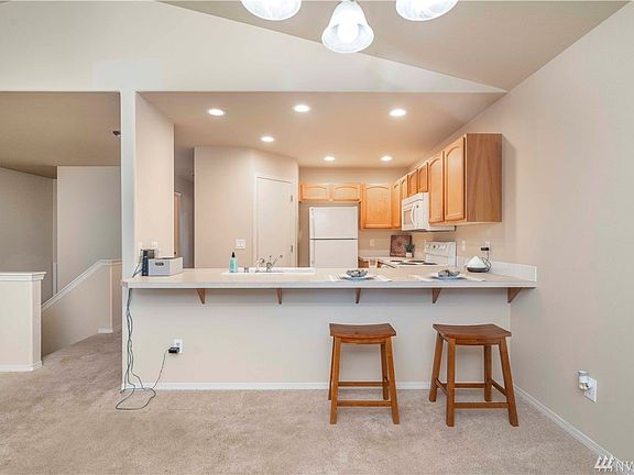 4th image of 9105 160th Street Ct E