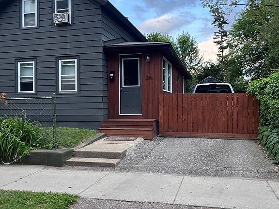 3rd image of 26 Rose Street