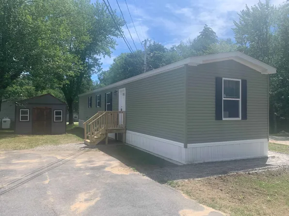 27 Crystal Springs Way, Somersworth, NH 03878