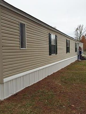 2nd image of 14033 Lori Pl
