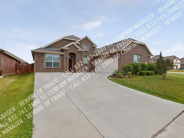 7811 Links Dr, Arlington, TX 76001