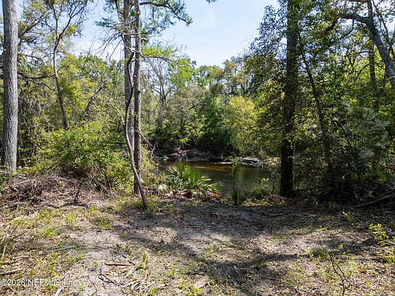 4th image of LOT 4 NE MADISON BLUFFS Way