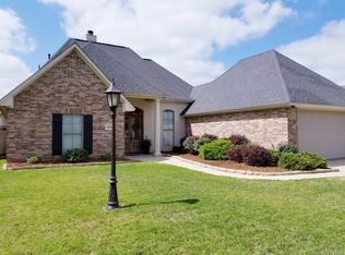 9337 Briarcrest St, Shreveport, LA 71106