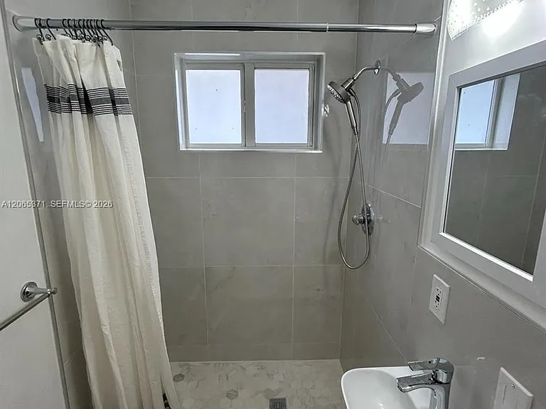 4250 NW 3rd St #4250 — Photo 9